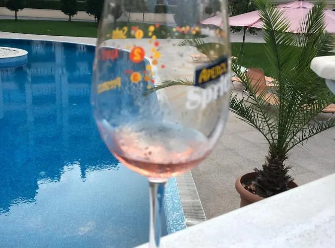 East From Paradise Варна